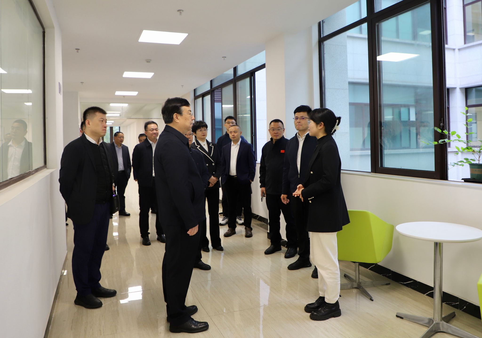 文件名称:4af389fc3ab5686cb9b22a91ca757ed5.jpg原图大小:2.41MB